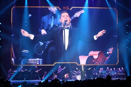 Mr. Cool in Plauderstimmung - Der außergewöhnliche Gentleman: Michael Bublé live in der SAP Arena in Mannheim 